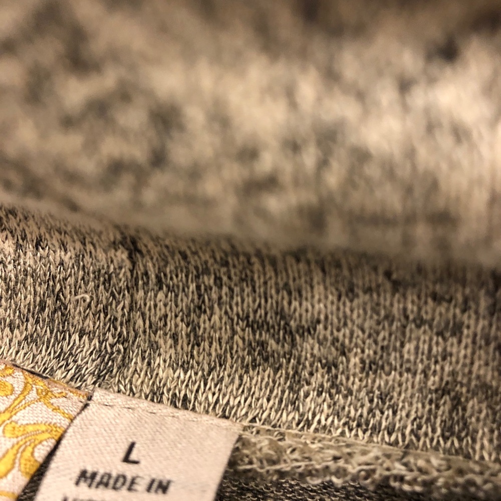 New top - Picture 5 of 5